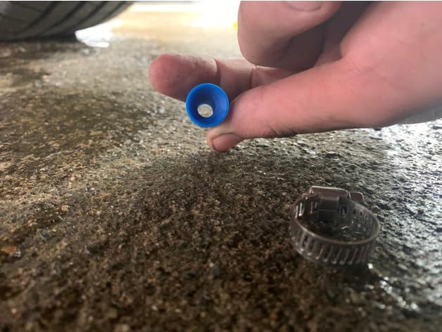 Land Rover Discovery 2 AC drain plug mod preview