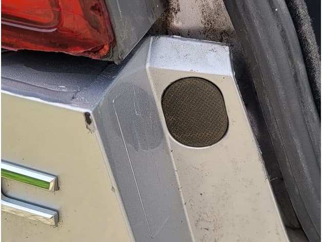2002 Honda Civic bumper bolt plug cover - image 2 of 2