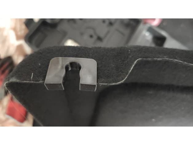 Fiesta MK7 trunk lid clip - image 5 of 5