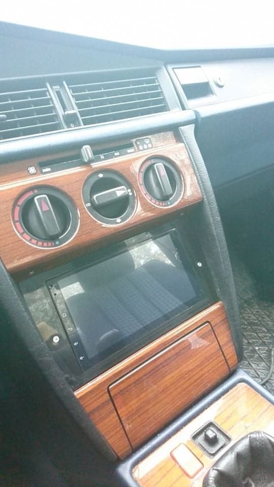 Photo of Mercedes Benz 190E W201 2-DIN adapter frame