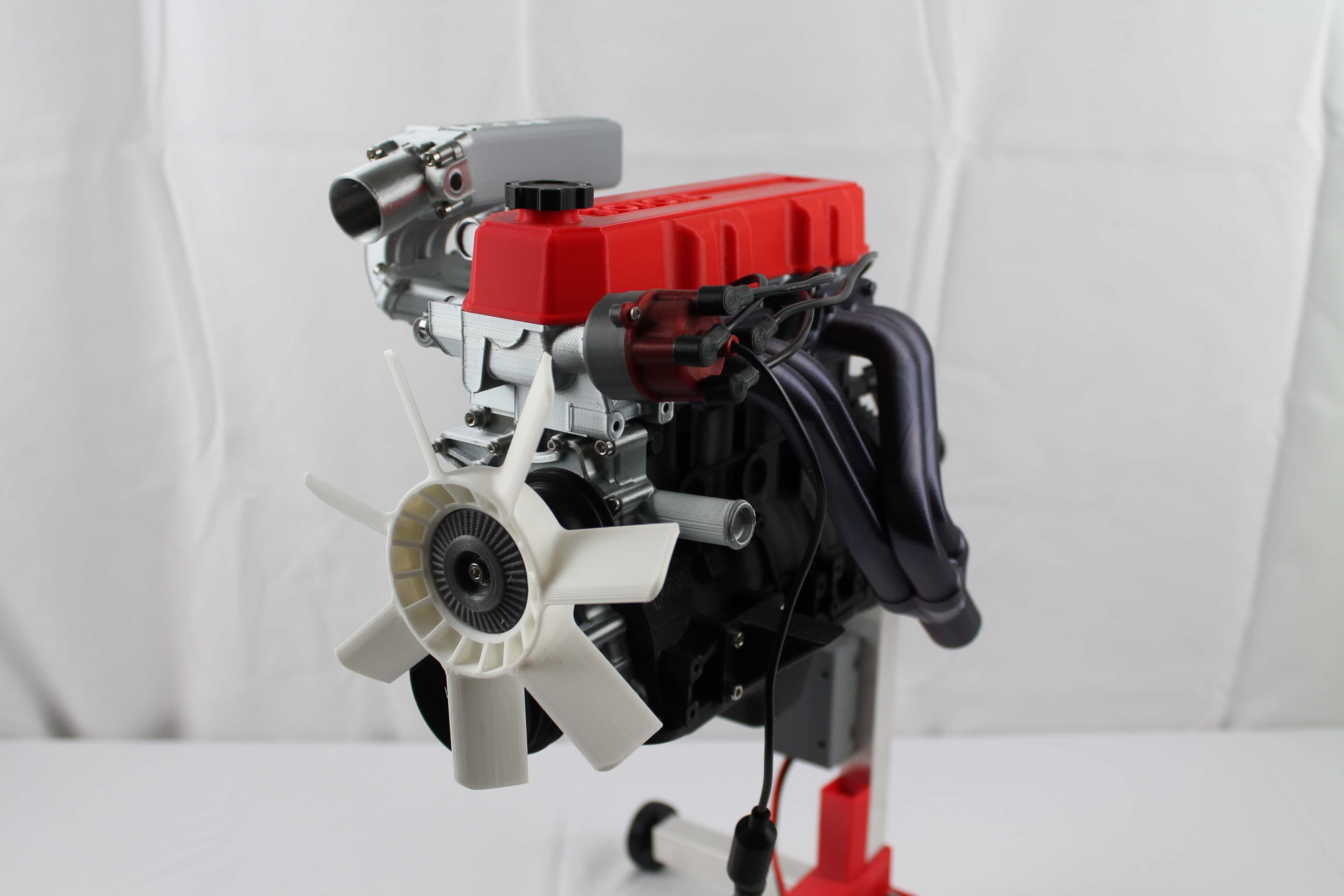 Toyota 4 Cylinder Engine 22RE, Complete working model - image