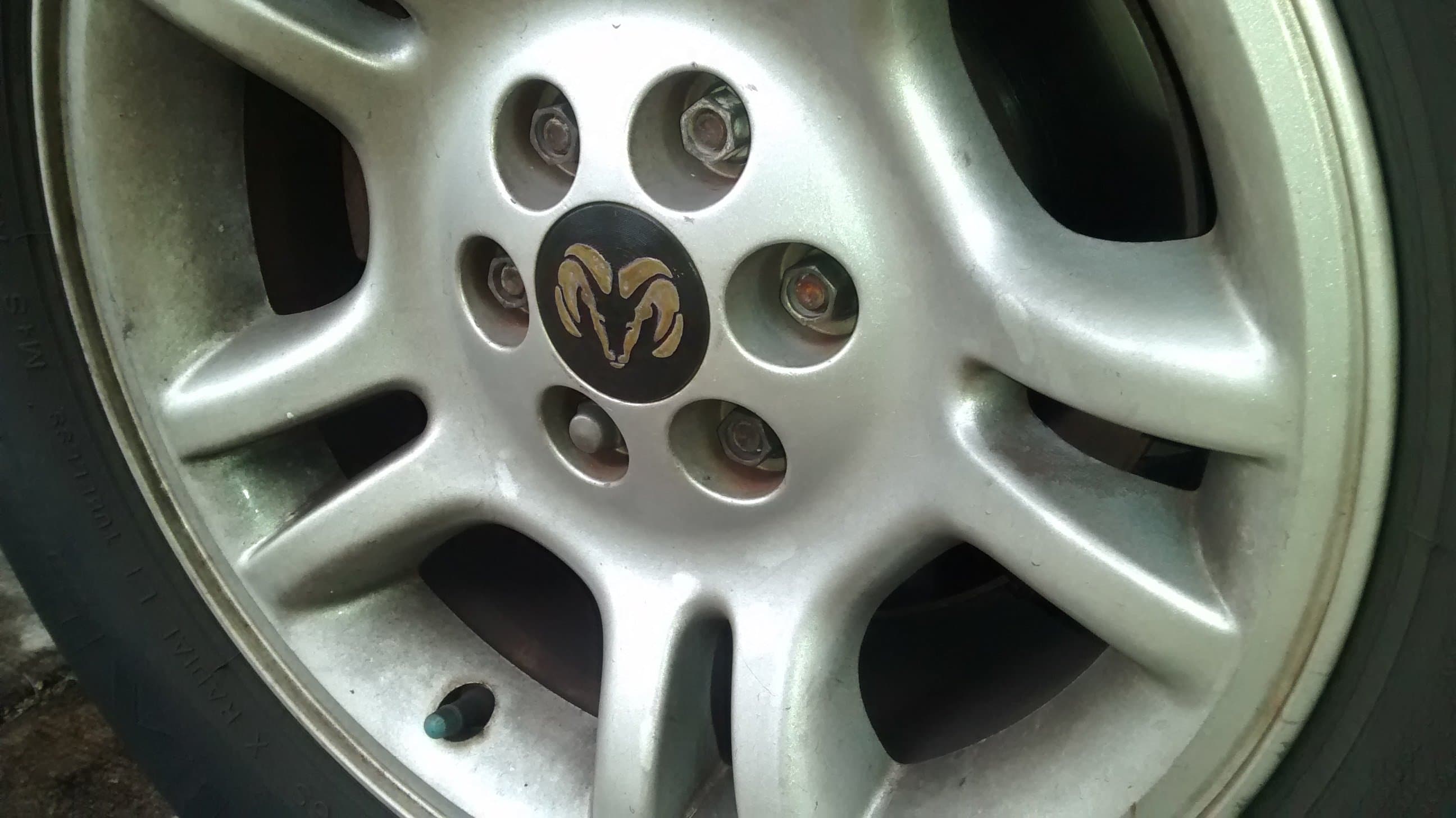 Dodge Center Wheel Cap - Durango Dakota Ram - image