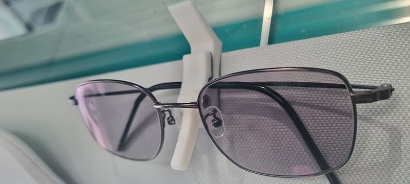 Tesla Model 3 magnetic glasses holder - image