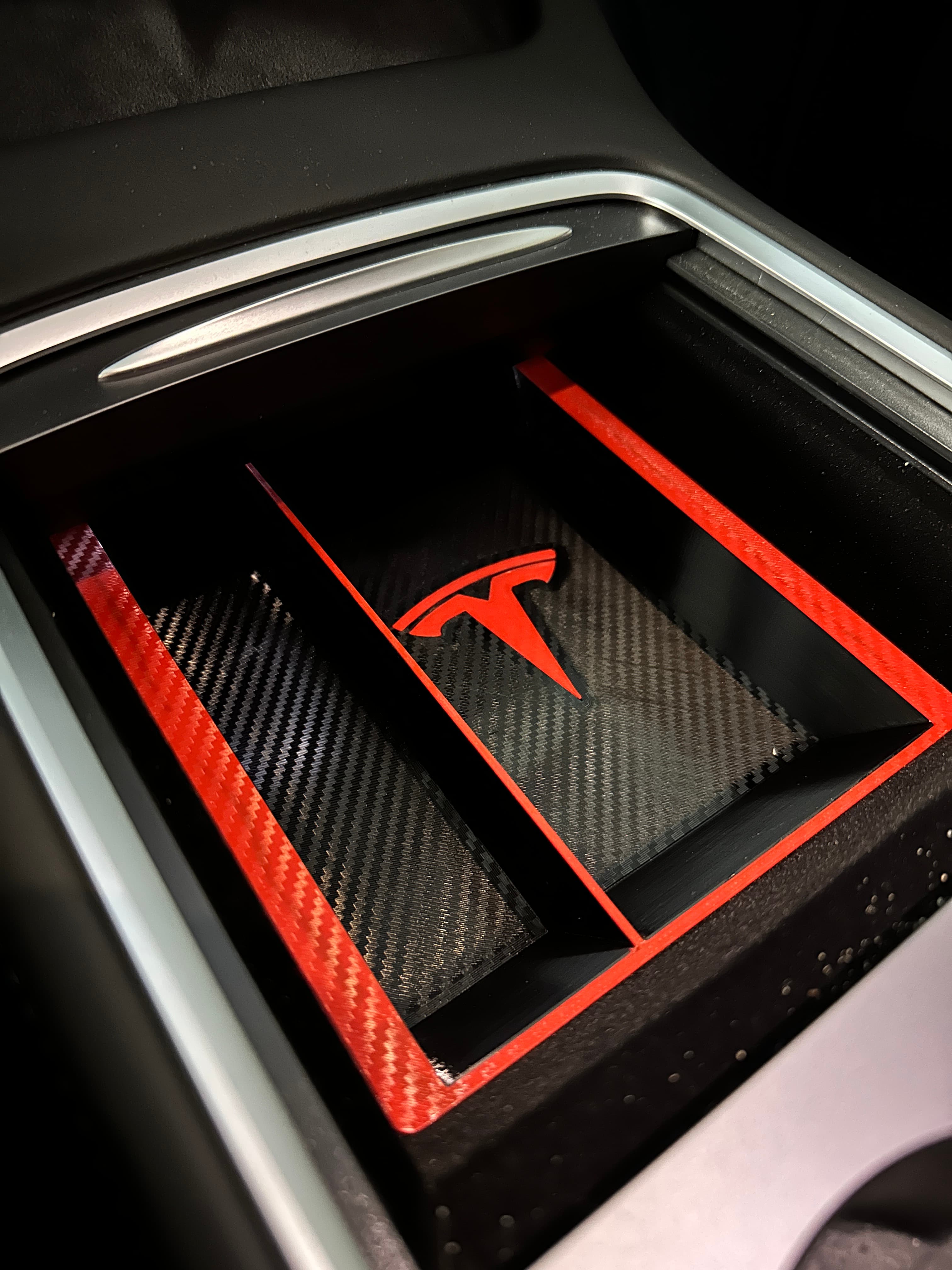 Tesla 3 / Y Console Tray from 2021 models onwards / Konsole Ablagefach ab Modelljahr 2021 - image