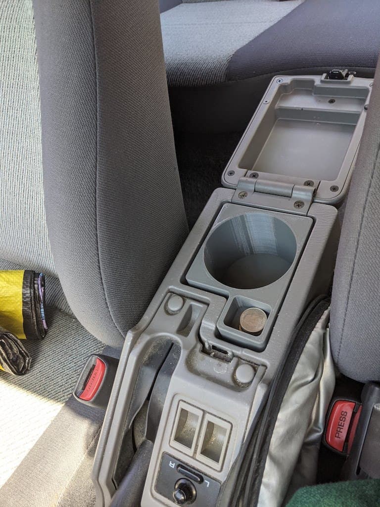 Subaru Impreza center console cup holder insert - image