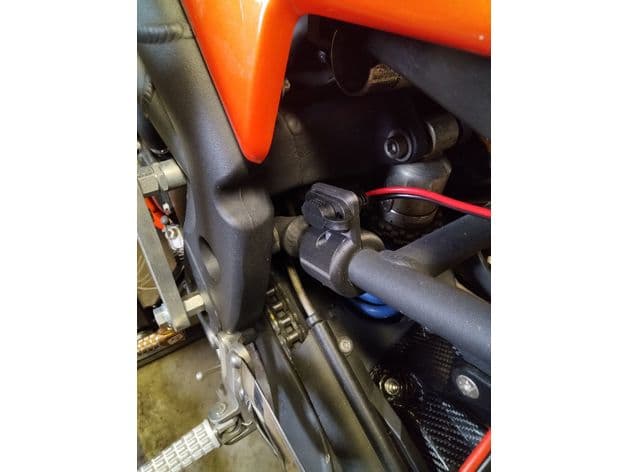 Triumph Speed triple frame mounted battery tender mount preview