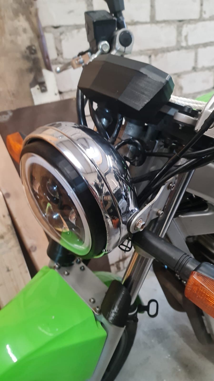 7" headlight bezel preview