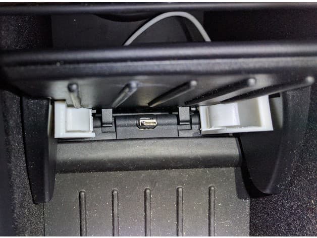 Tesla X Cell Phone Bracket - image