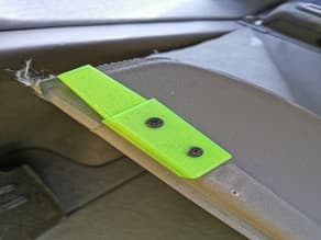 Photo of Nissan Primera P11 - Trunk cargo cover stopper