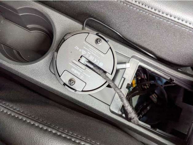 Wireless charging pad for Renault Zoe MY 21.5 - image