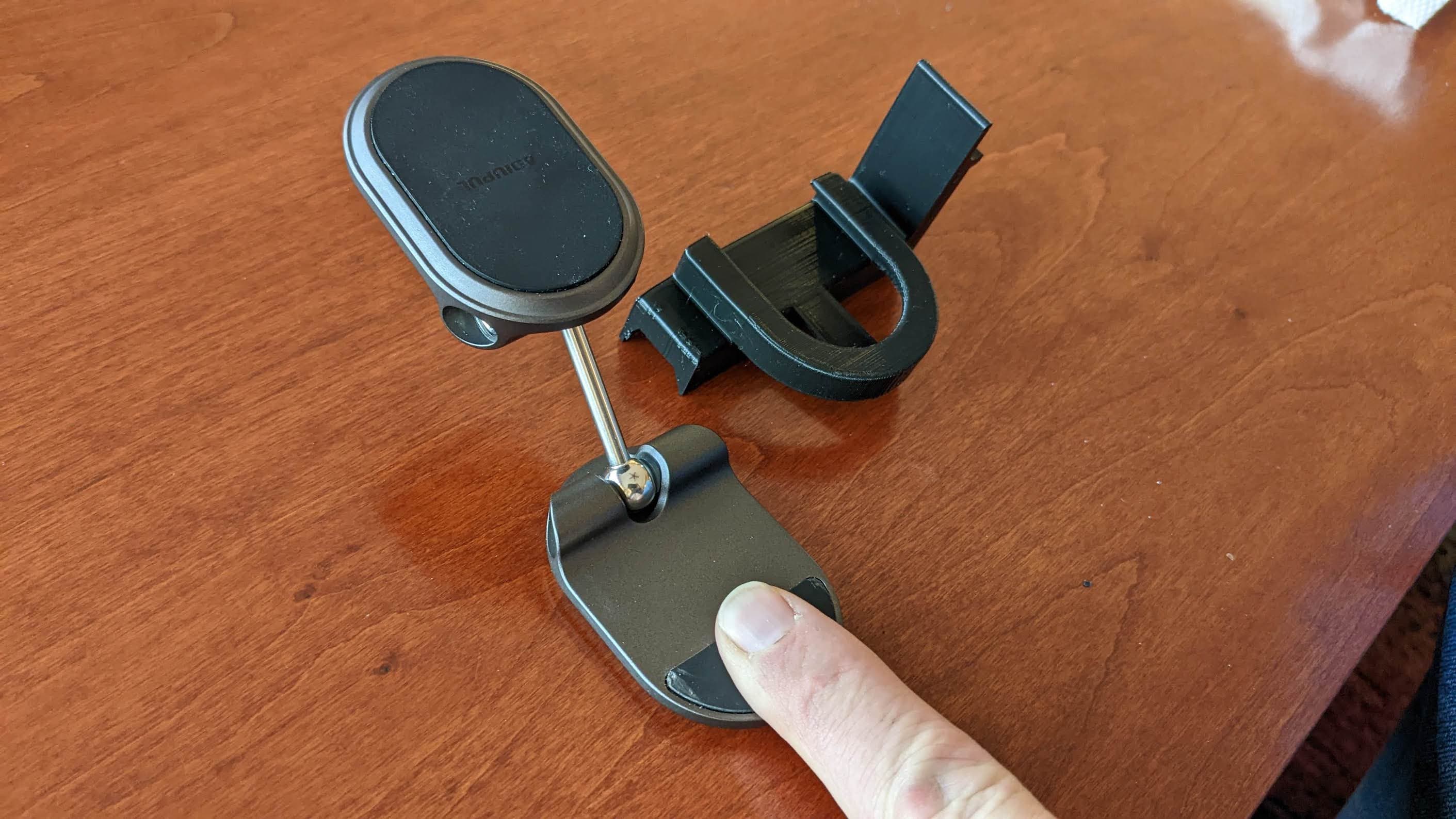 Rivian R1S / R1T Dash Phone Mount for magnetic adapter - image