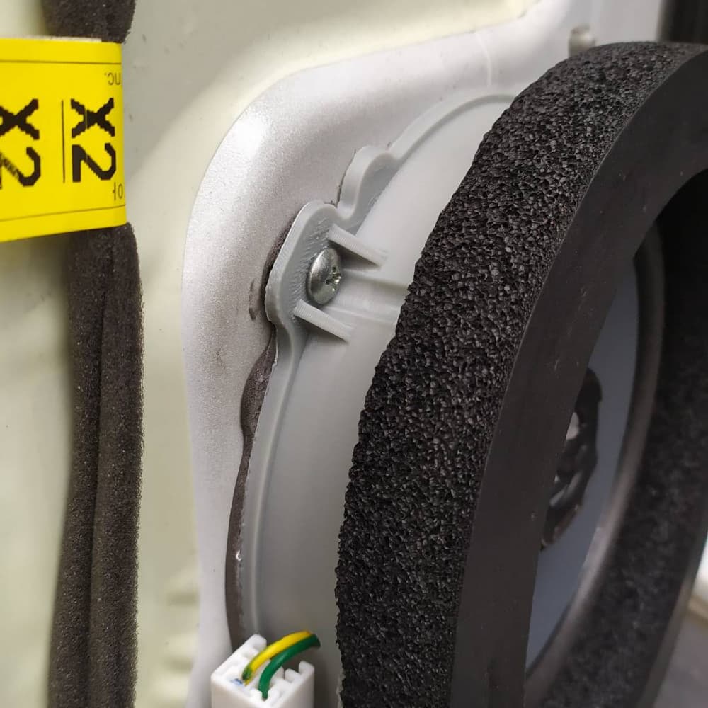 Photo of Speaker customization for opel antara