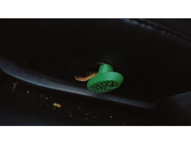 Toyota Seat Height Adjuster Knob (7259220040C0 ; 725922004003; 725922004004; 7259220040P0; 7259220040B0; 7259220040B7; 7259220040E3; 7259220040B8) - image