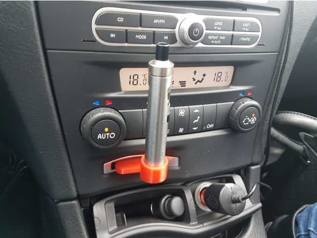 Photo of Renault Laguna vape holder