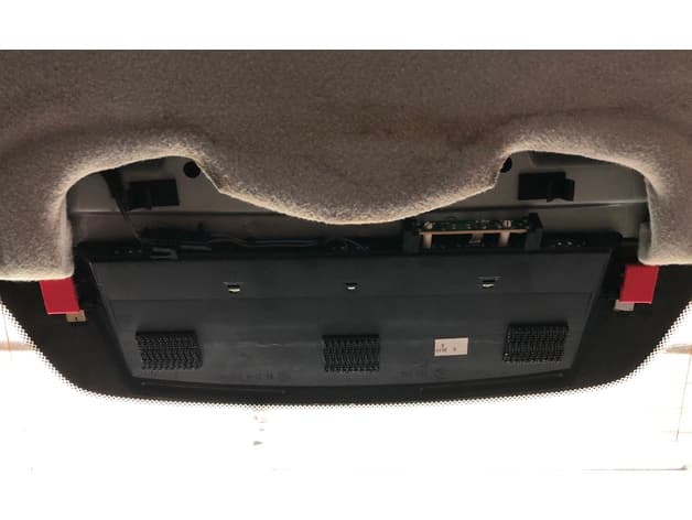 E46 Interior Third Brake Light Clip - image