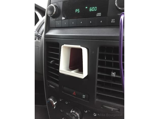 Photo of Samsung Galaxy S7 case/mount for Dodge Grand Caravan (2010)