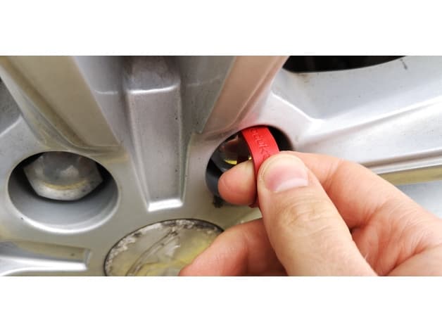 Tesla Nut Cover Remover - Tesla Radmutter Cover Werkzeug - image