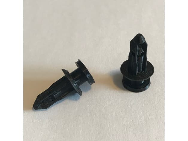 Easy (un)lockable rivet for Tesla Model X hitch panel - image