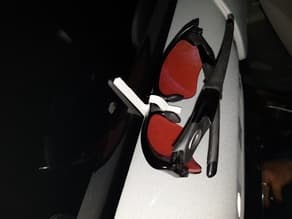 Tesla Model 3 sunglasses roof mount - image