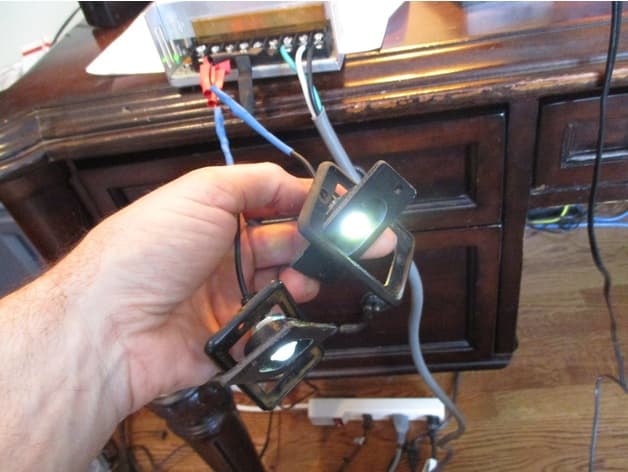 XRAD'S Land Rover Discovery 2 License Plate Light Surround - image