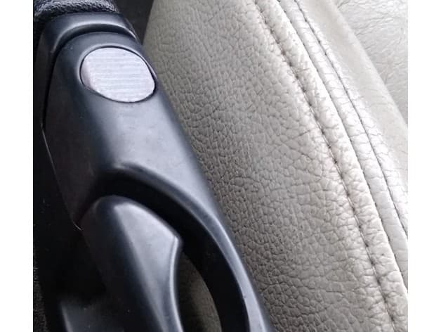 Photo of SAAB 9-3 (02-) cupholder clip