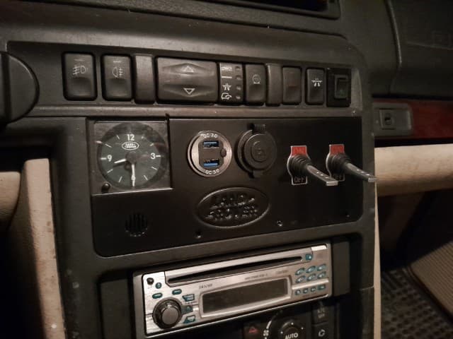 Photo of Range Rover P38 utility panel