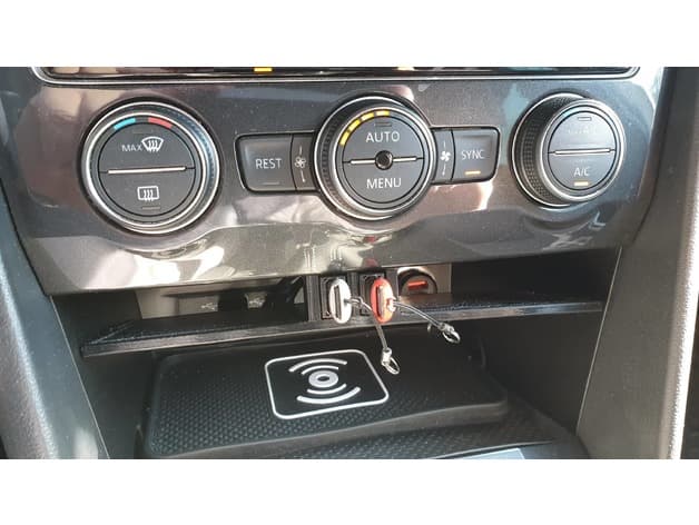 2018 VW TIGUAN USB floating shelve preview