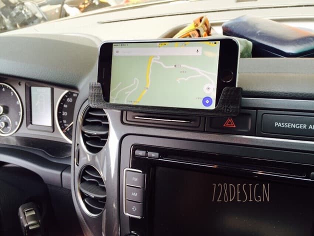 iPhone 6 Plus holder on VW Tiguan preview