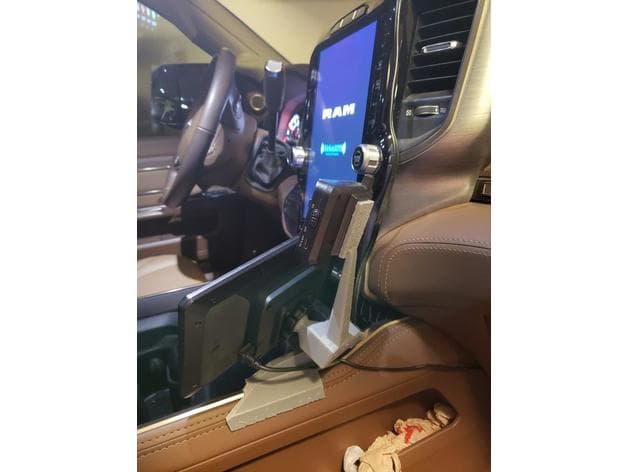 Photo of Improved GPS/TTPMS display mount for 2020 RAM