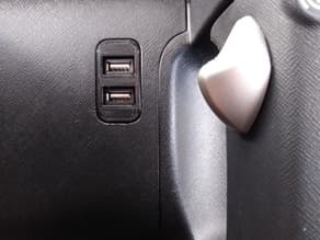 Photo of Honda CR-V 2004 Panel USB Plug