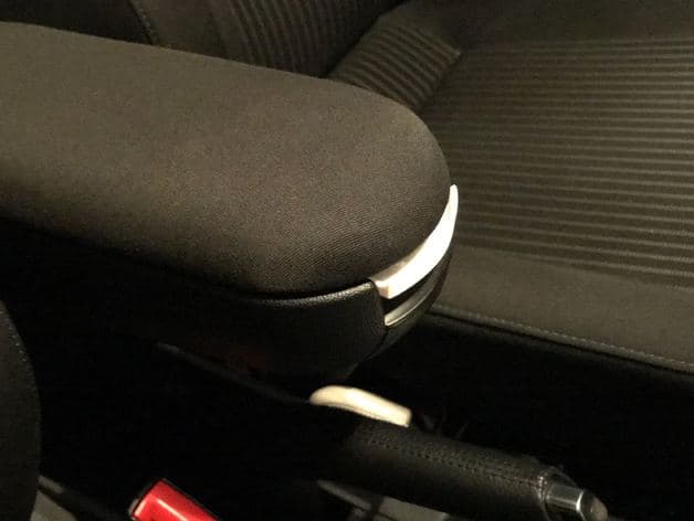Photo of Volkswagen armrest clip Polo 2012