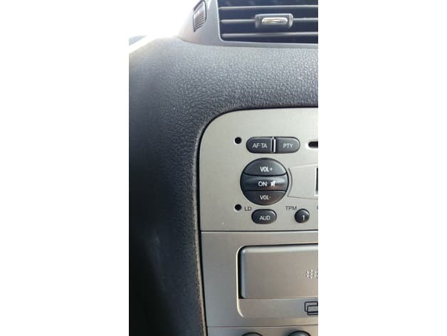 Photo of Eleaf Istick 40w holder V2 for Alfa Romeo 147
