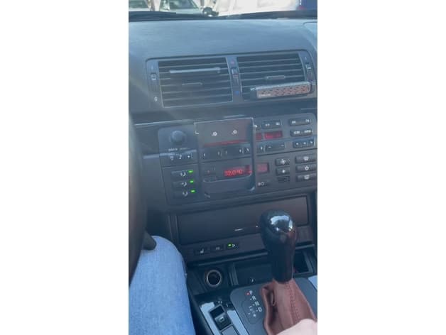 mount iphone 13 pro max - bmw e46 preview