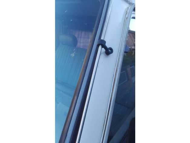 Mazda E2000 - Antenna Mount preview