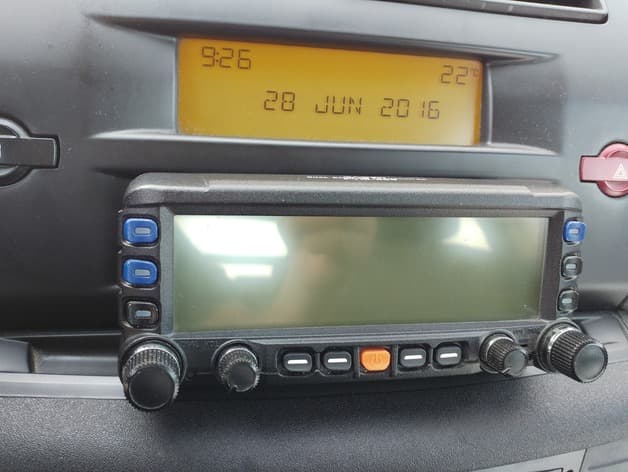 Photo of Yaesu FTM350 Citroen C4 Holder