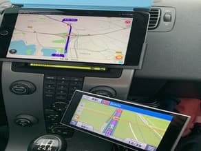 Volvo V50 CD iPhone/iPad holder preview