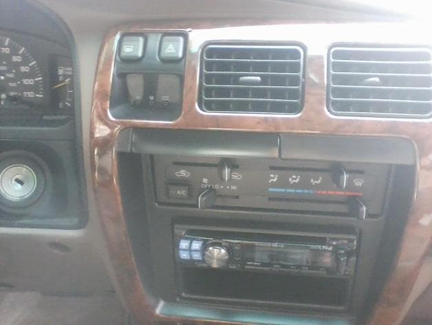 Replacement cupholder / smartphone compartment for 3rd gen Toyota 4Runner preview