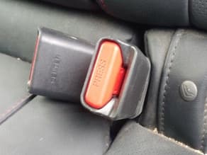 Subaru seat belt lock device preview