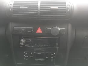 Photo of AUDI A3 8L Smartphone holder