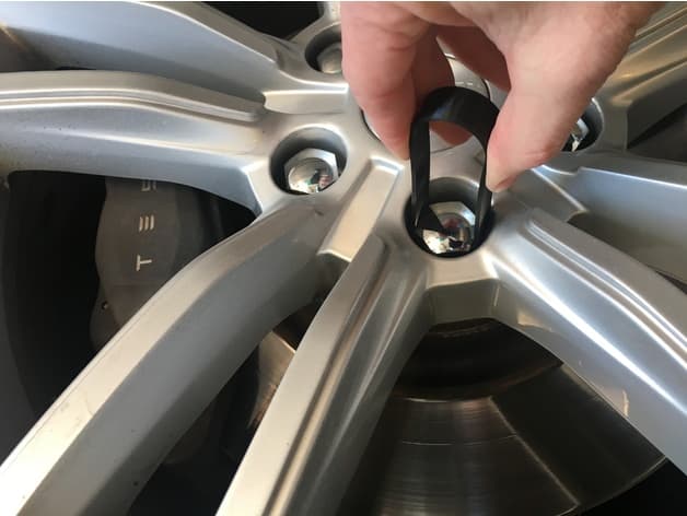Tesla Lug Nut Cap Removal Tool preview
