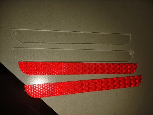 Dodge Challenger > 2015 rear custom reflector preview