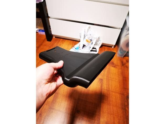 Lexus RX450h backseat foot air-vent extension preview
