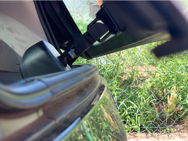 Rear window spacer for a smart fortwo 453 preview