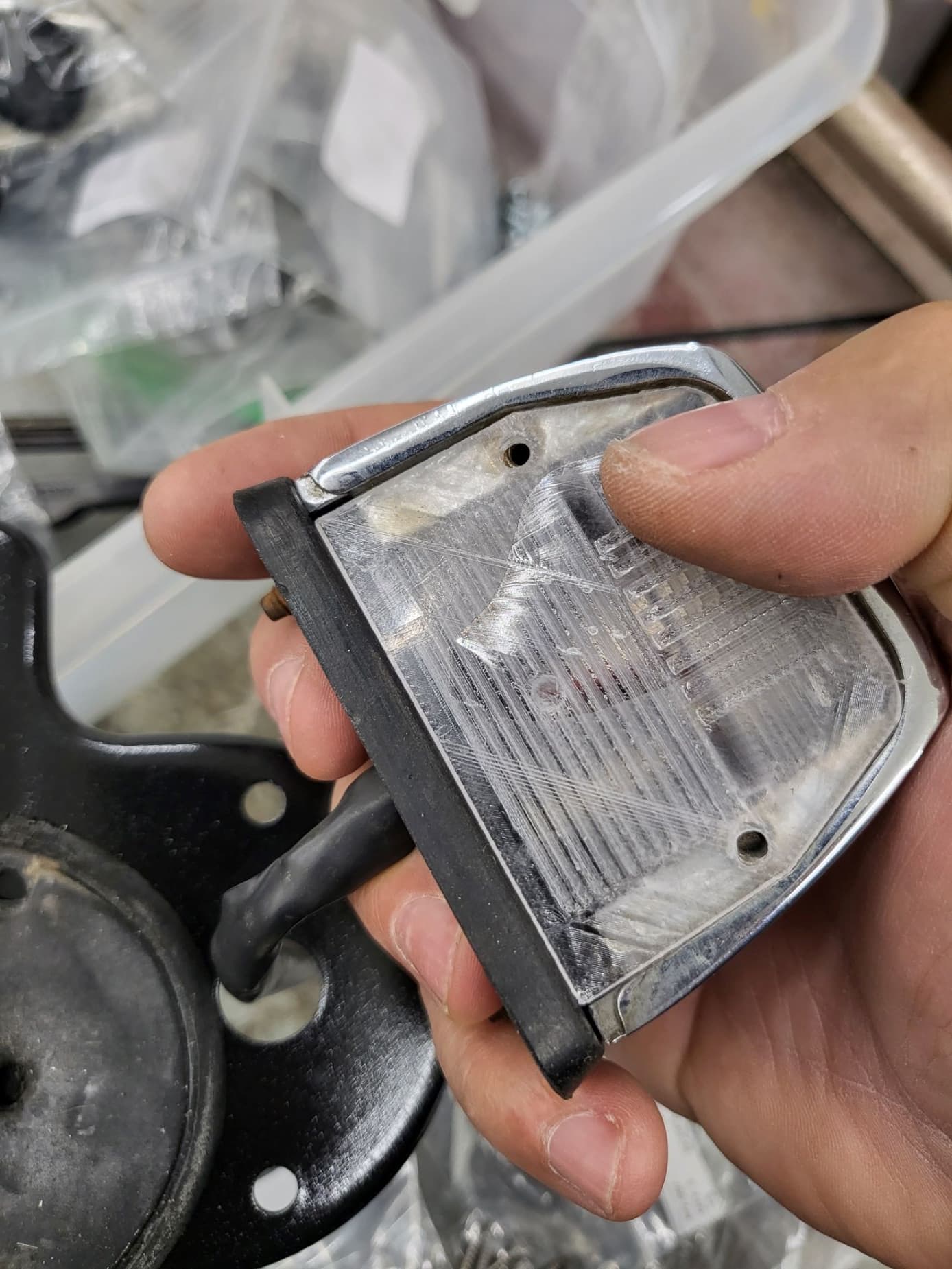 Photo of 1974-1976 MGB license plate lamp lens
