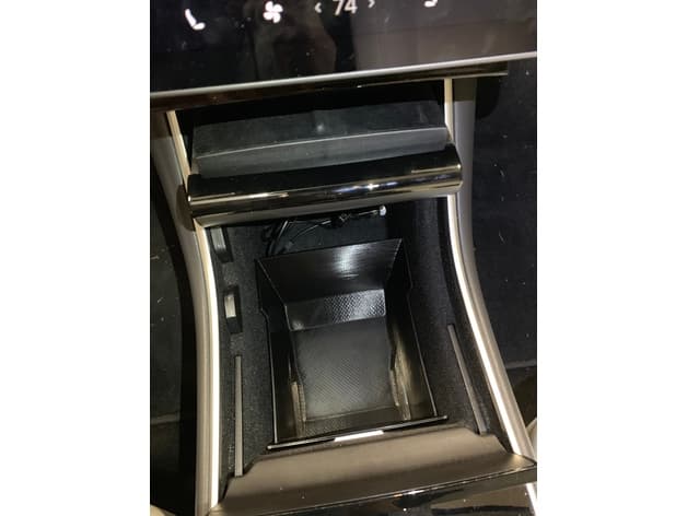 Tesla Model 3 Trash Bin preview