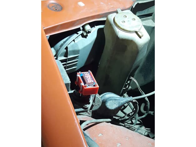 Photo of W123 Tachometer, diagnostic plug