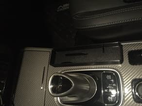 Photo of Mitsubishi Outlander PHEV console tray