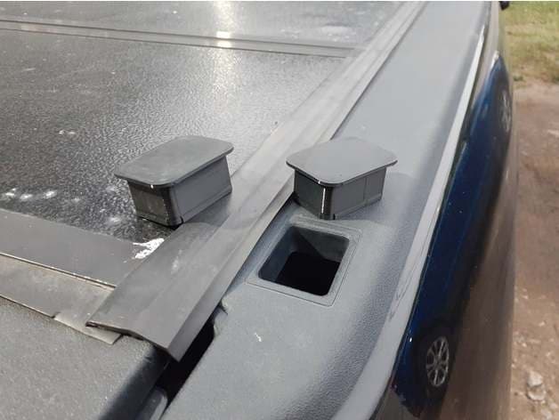 Photo of Dodge RAM trunk plug