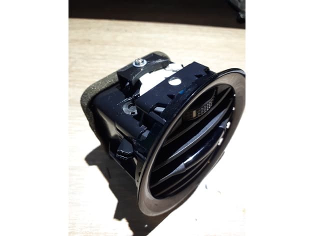 Photo of OPEL Corsa vent grill fix