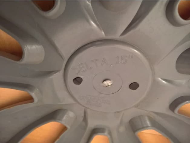 Photo of OPEL Wheel Hub Cap Badge